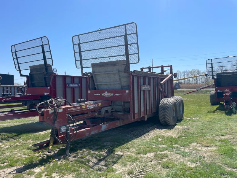 2011 HAGEDORN 5440 EXTRAVERT HYDRA PUSH MANURE SPREADER