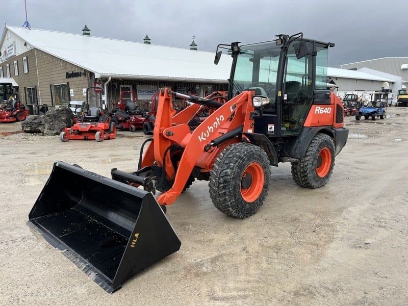 2021 KUBOTA R640 Wheel Loader