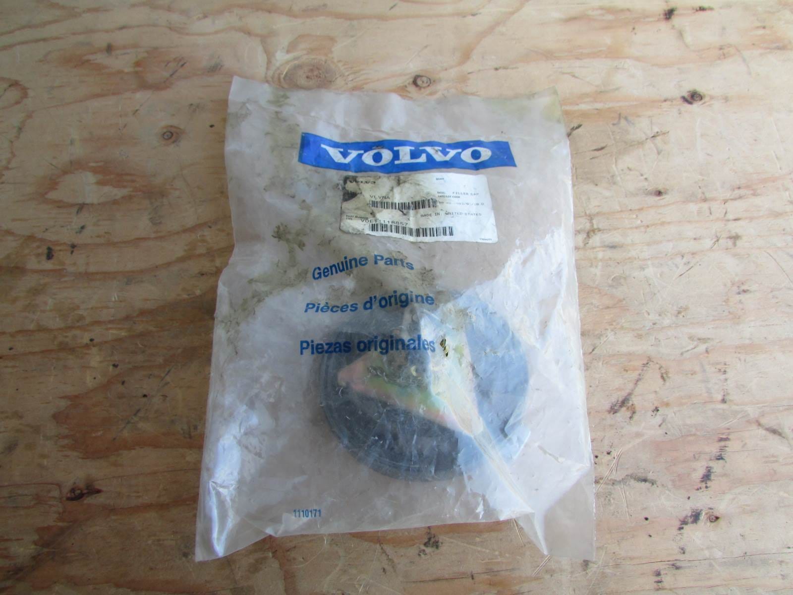 Volvo VOE11118857 Filler Cap