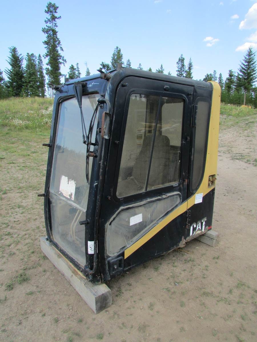 1996 Caterpillar 127-6516 Cab GP