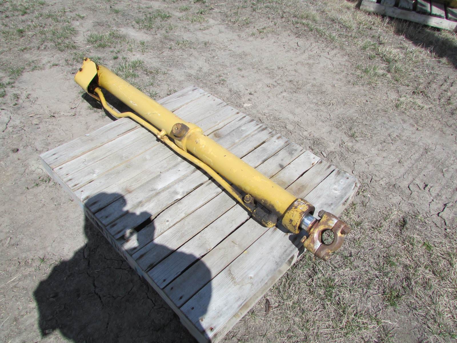 Caterpillar 1U3989 Lift Cylinder