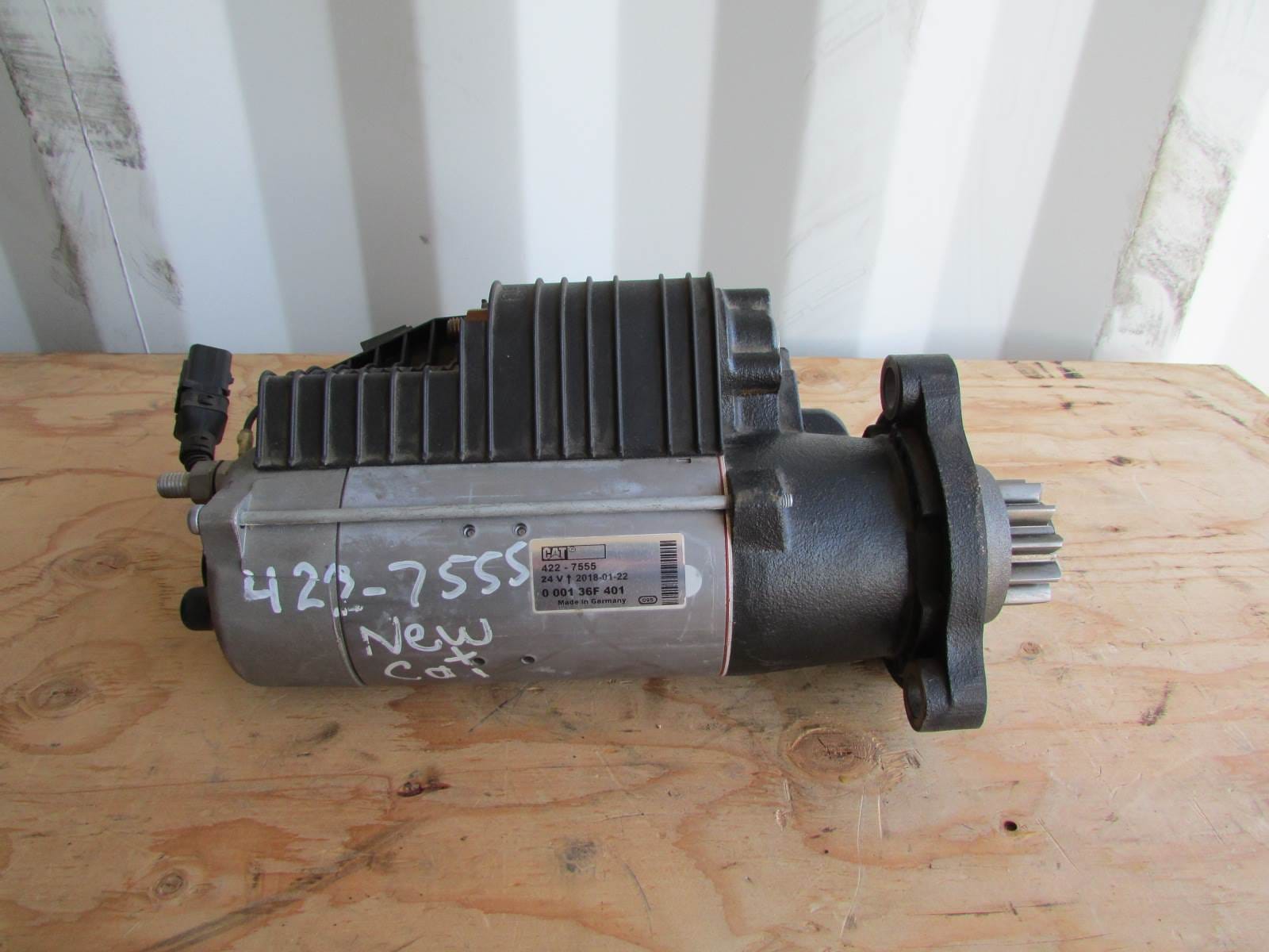 Caterpillar 422-7555 Starter