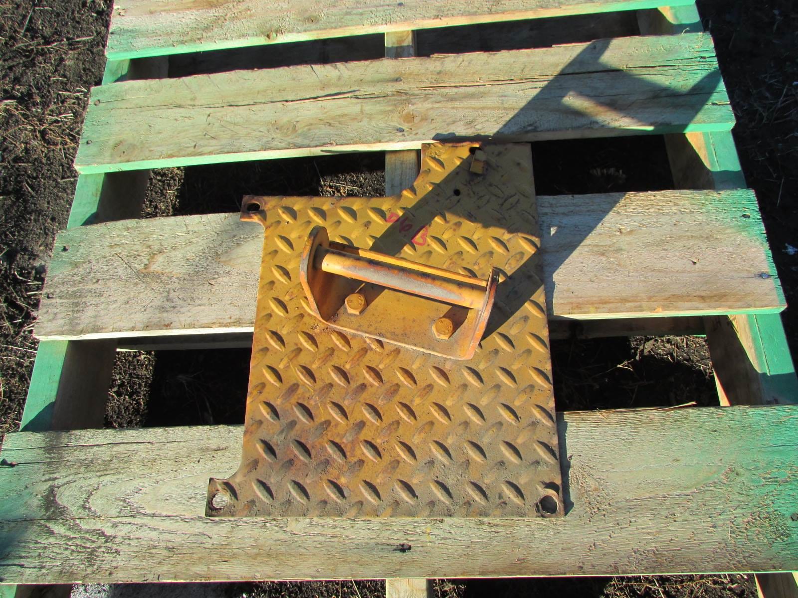 Caterpillar 2M7433 Plate RH