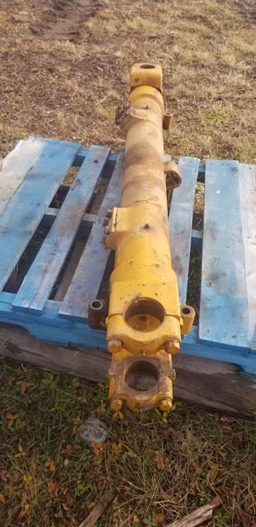 Caterpillar D8H Lift Cylinder Cross Tube