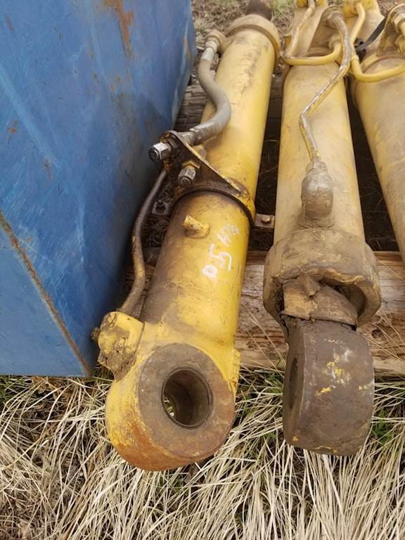 Caterpillar D5H TSK Arch Lift Cylinder