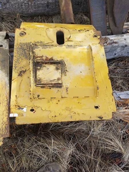 Caterpillar 966G Belly Pans