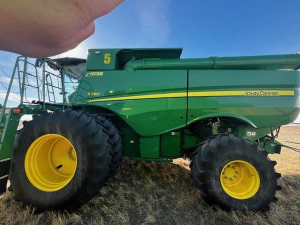 2024 John Deere S780