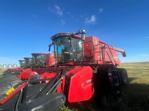 2025 Case IH 8260