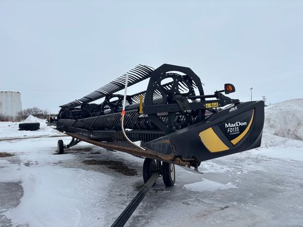 2018 MacDon FD135