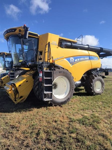 2021 New Holland CR9.90