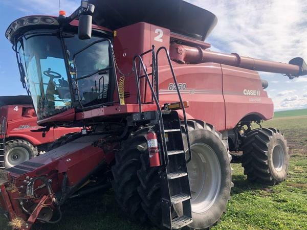 2023 Case IH 8250