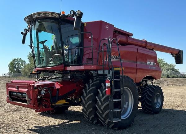 2022 Case IH 8250
