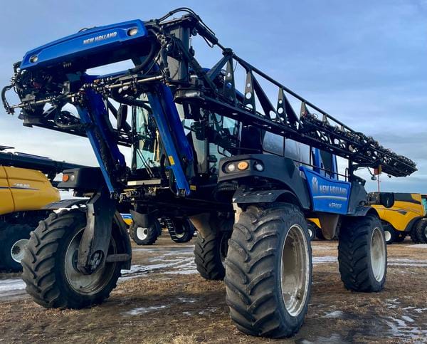2025 New Holland SP410F