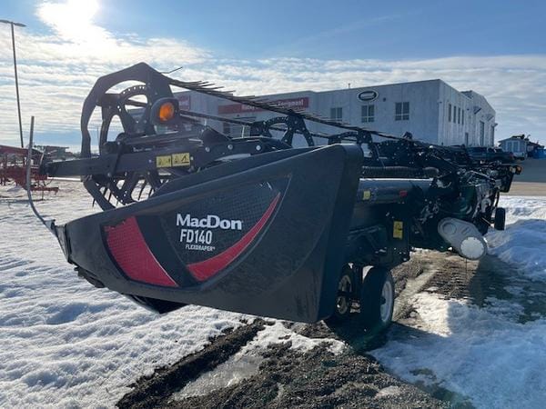 2018 MacDon FD140