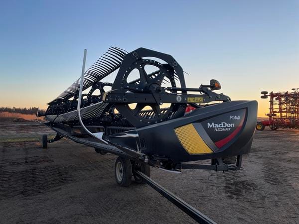 2022 MacDon FD140