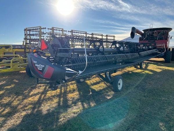 2021 MacDon FD140