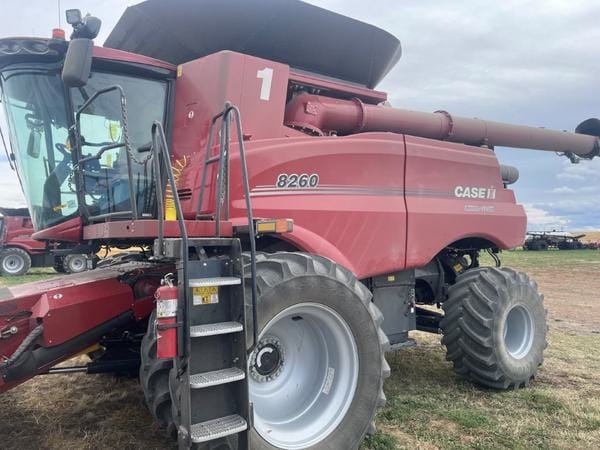 2025 Case IH 8260