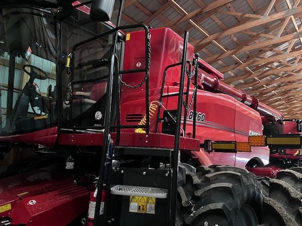 2025 Case IH 8260