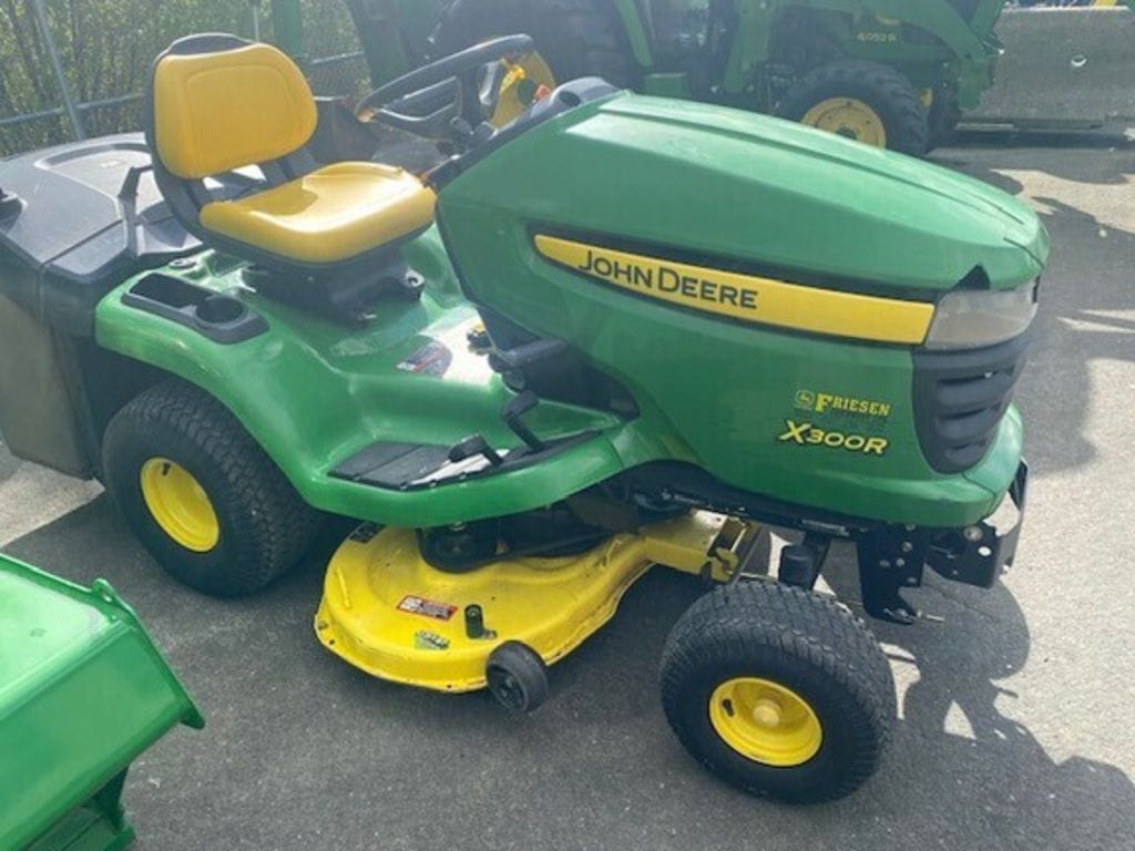 2009 John Deere X300R