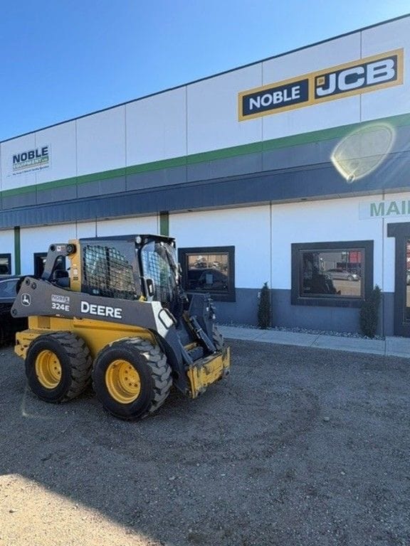 2016 John Deere 324E