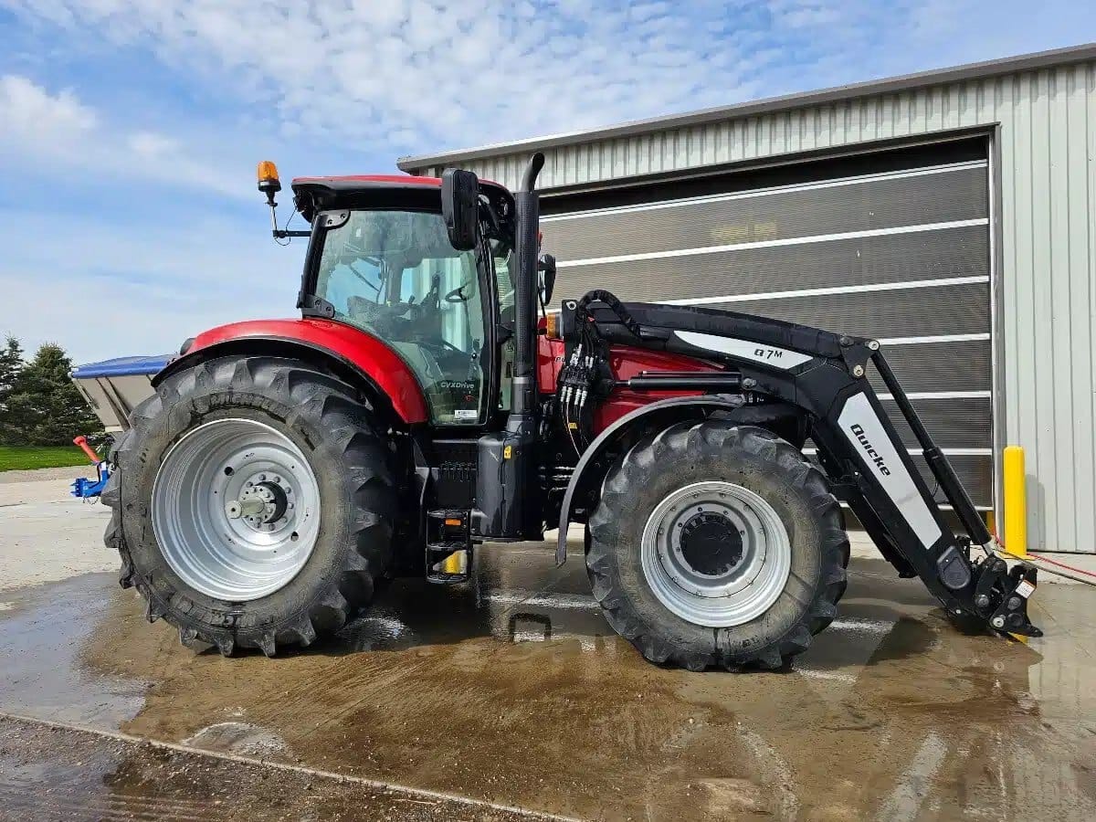 2022 Case IH PUMA 185
