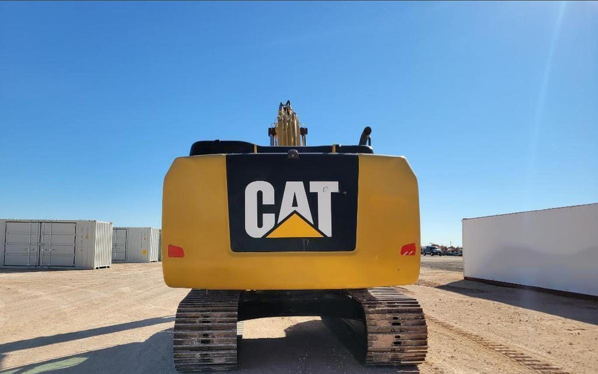 2017 CAT 320E Excavator
