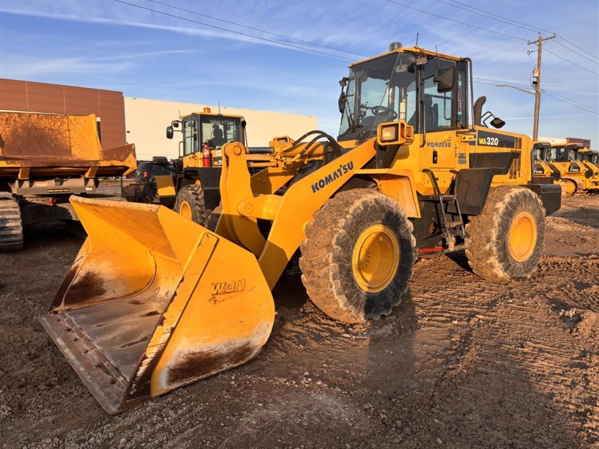 Komatsu WA320-6 2009