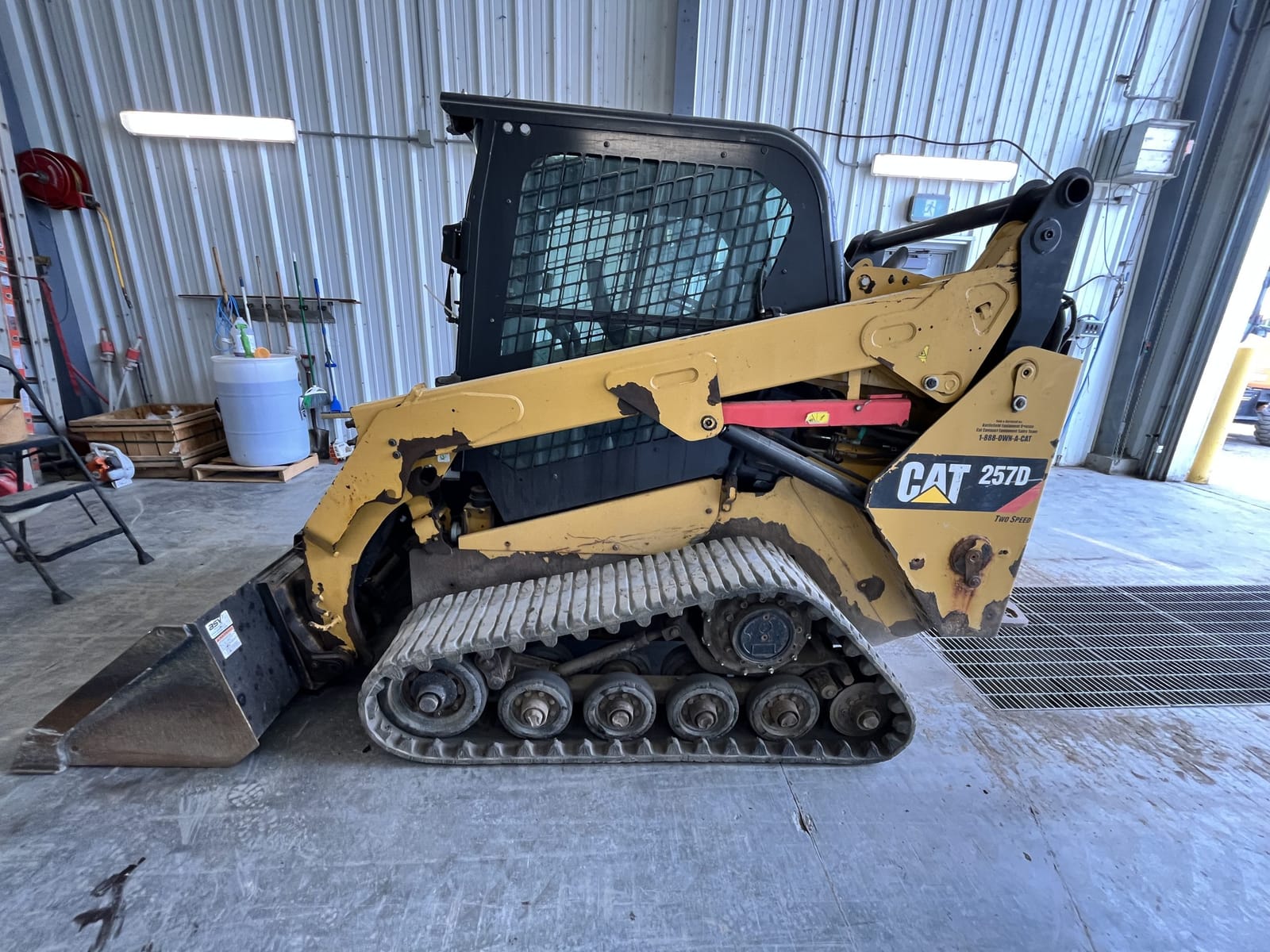 2015 CAT 257D