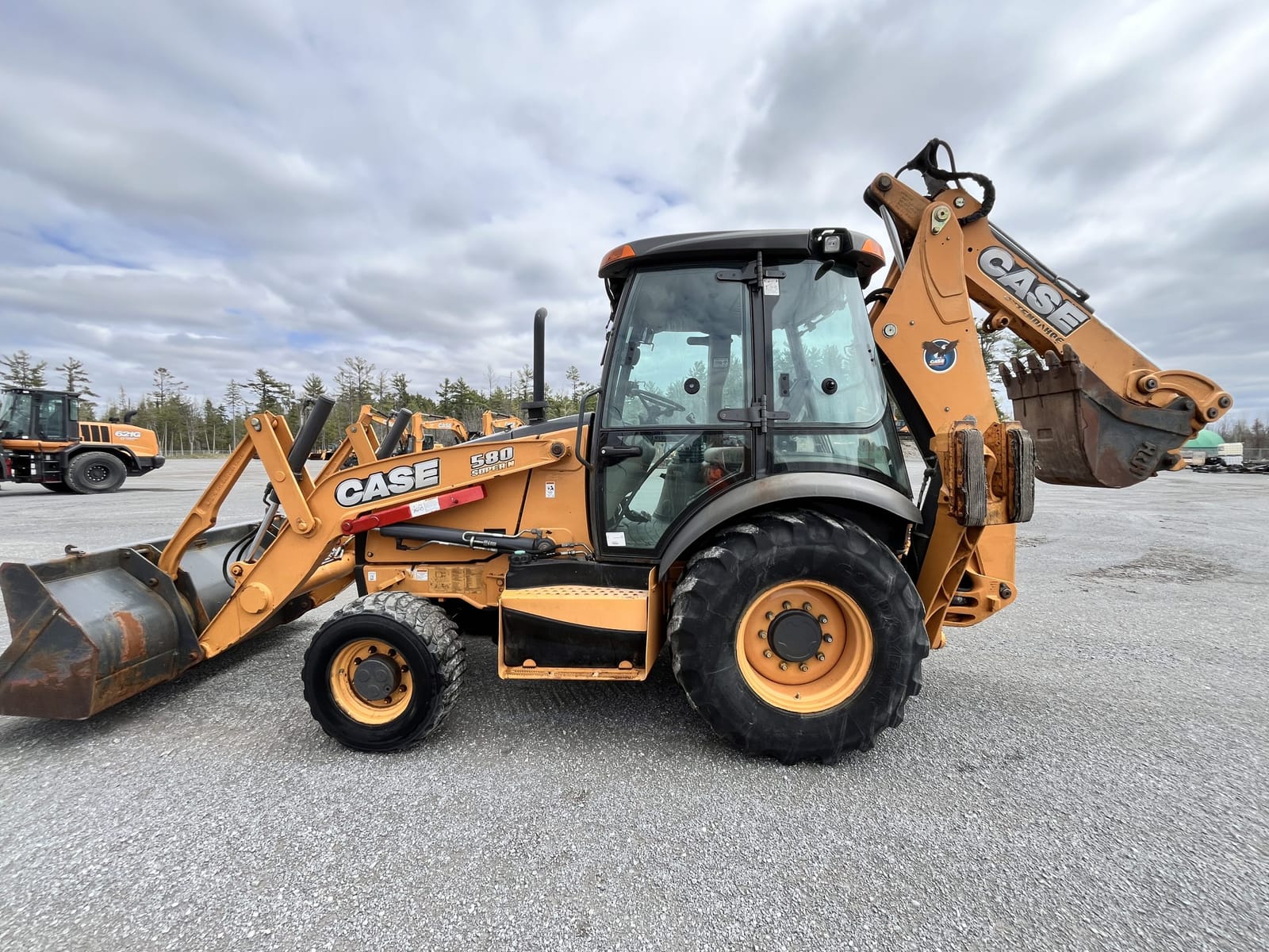 2015 CASE 580SN
