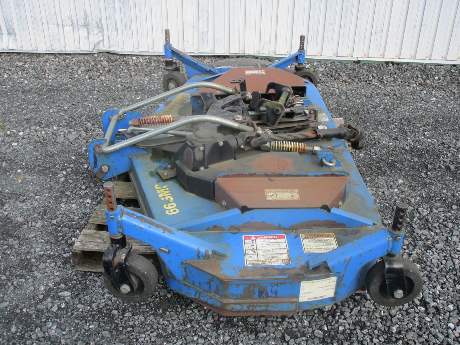 NEW HOLLAND 266GMS