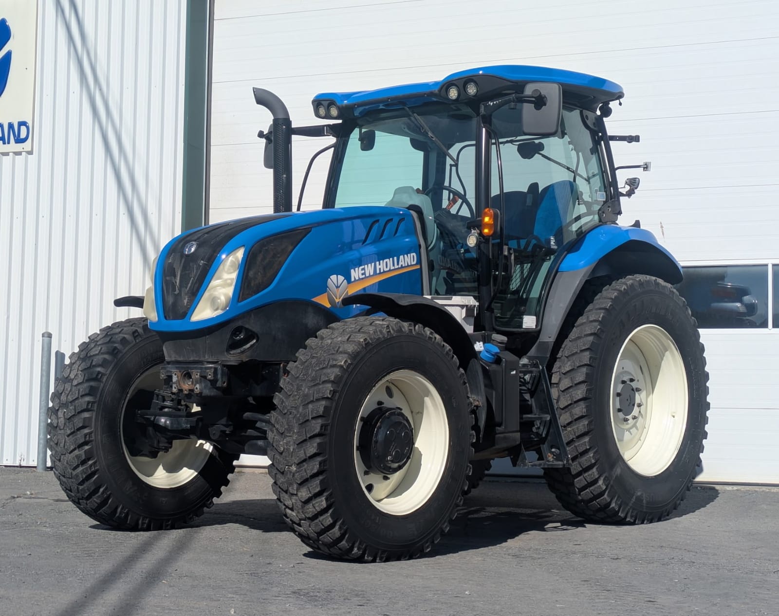 NEW HOLLAND T6.155