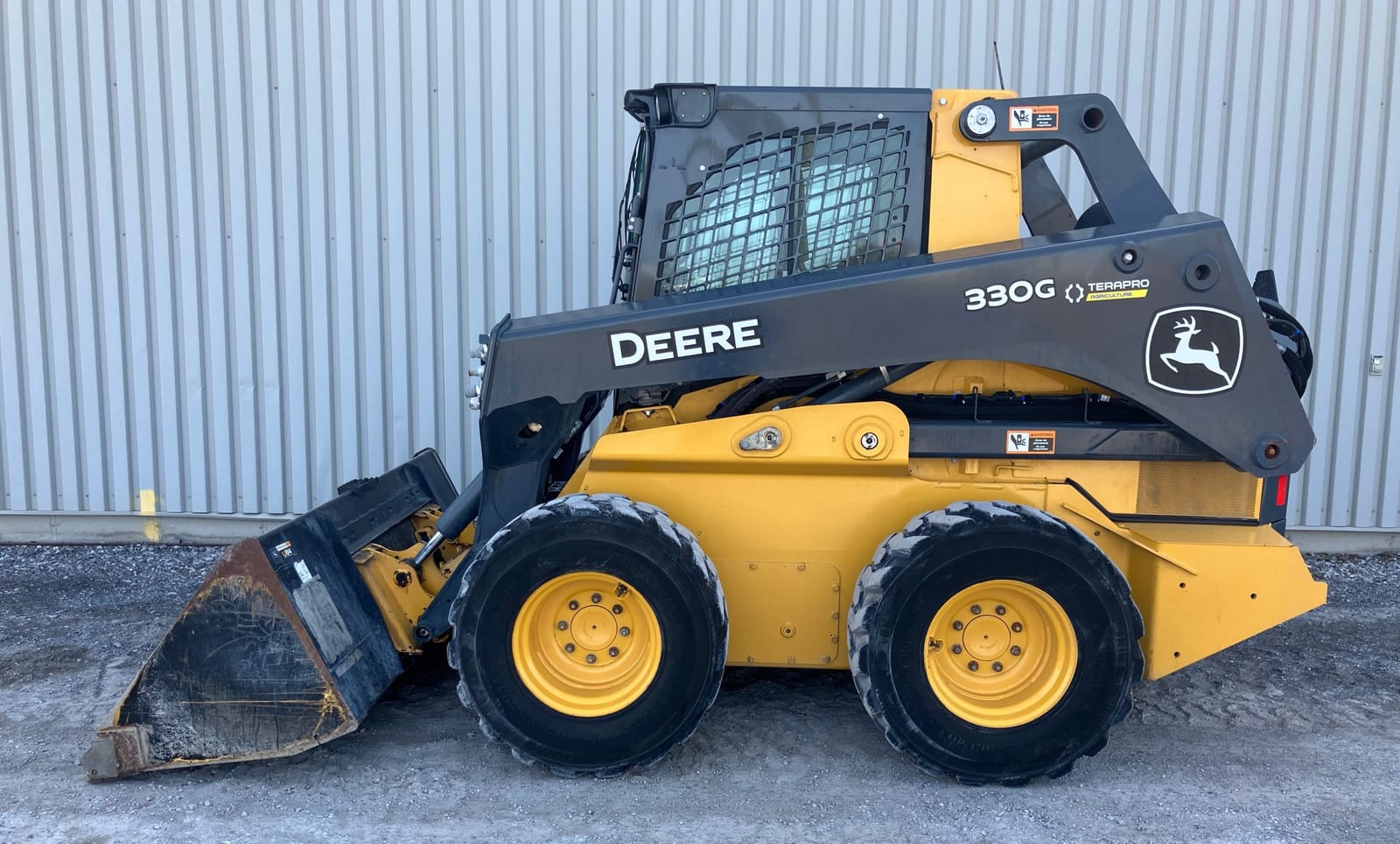JOHN DEERE 330G