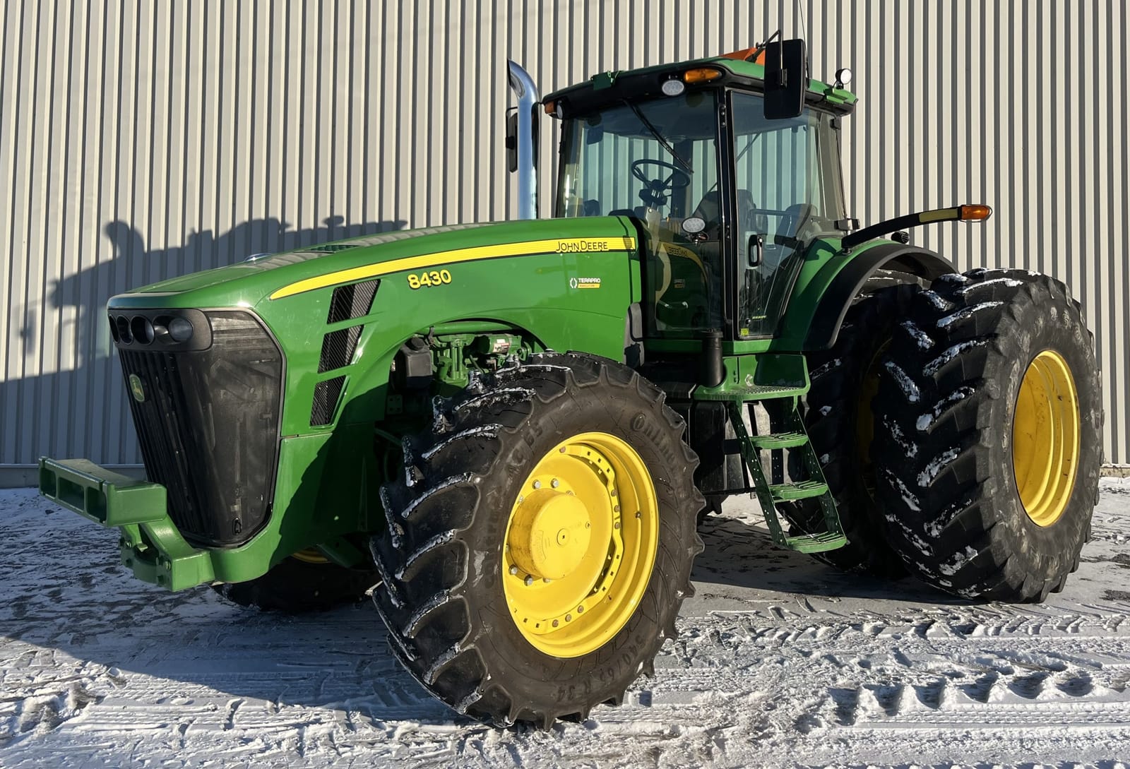 JOHN DEERE 8430