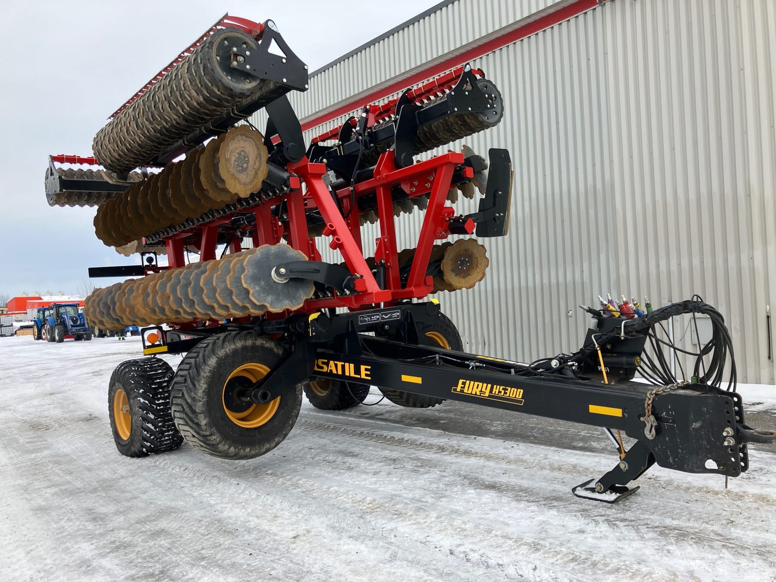VERSATILE FURY HS 300