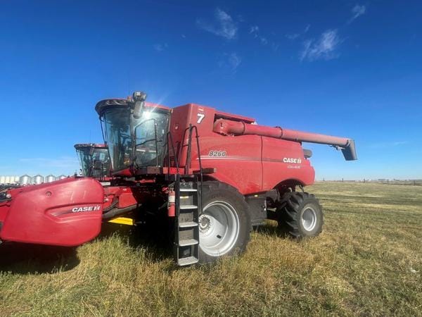 2025 Case IH 8260