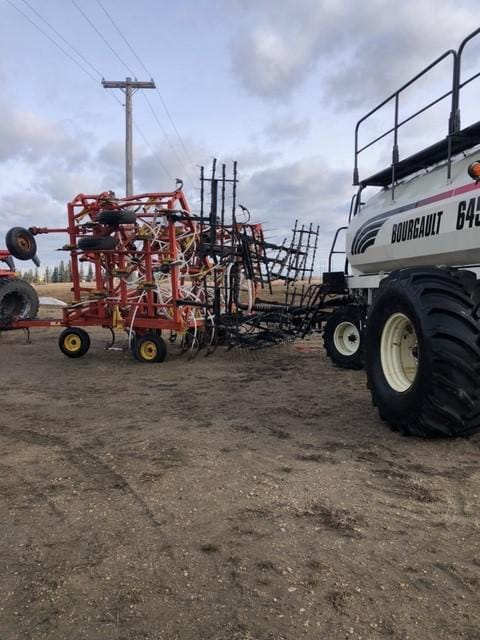 2008 Bourgault 8810-50