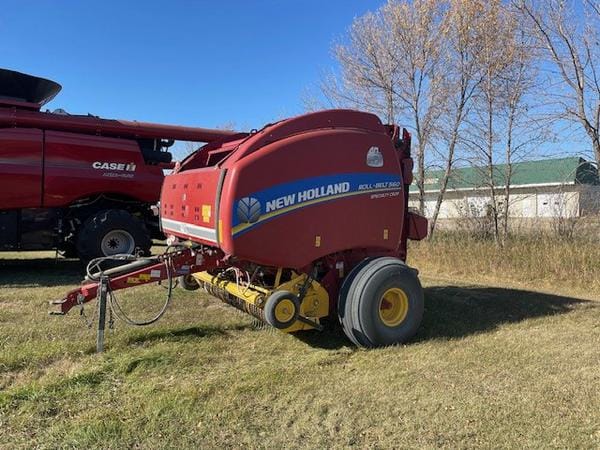 2015 New Holland RB560