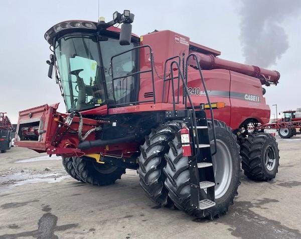 2018 Case IH 8240