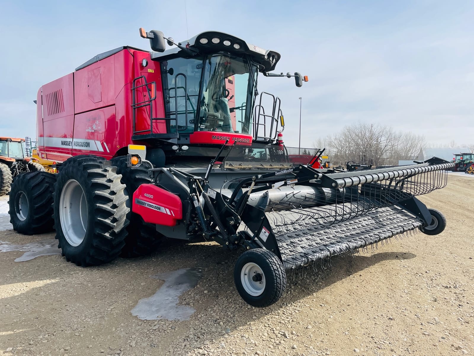 2015 Massey Ferguson 9565 Combine