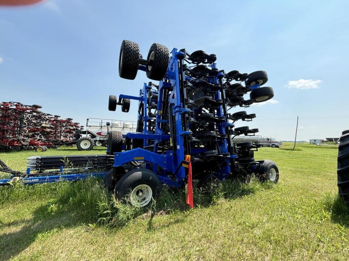 2024 NEW HOLLAND P2082