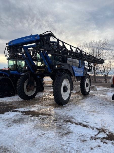 2023 New Holland SP410F