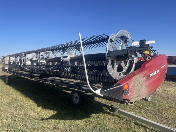 2025 MacDon FD240