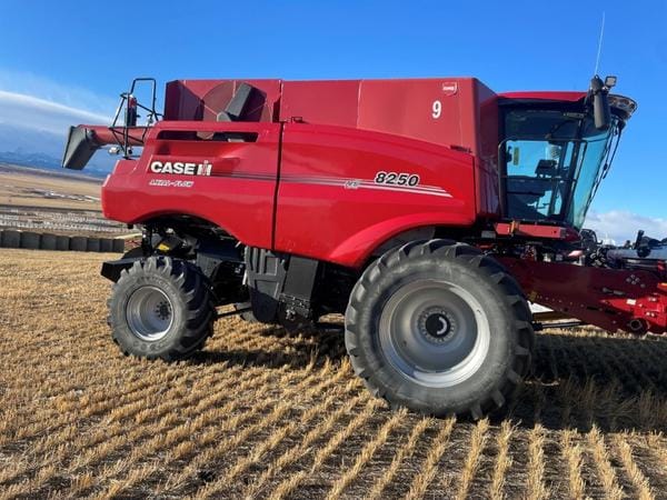 2022 Case IH 8250