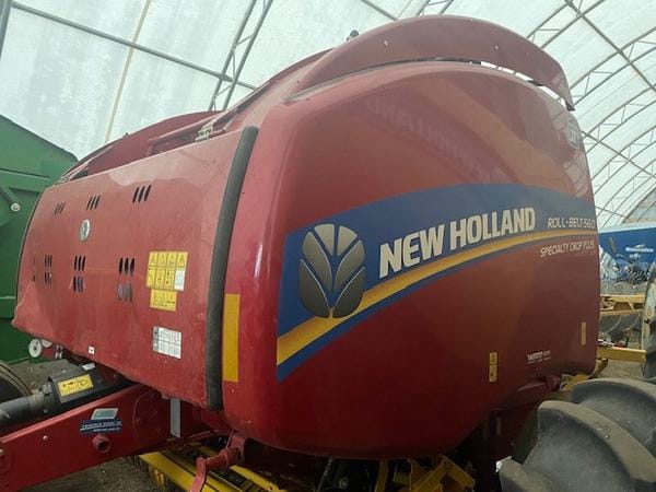 2021 New Holland RB560