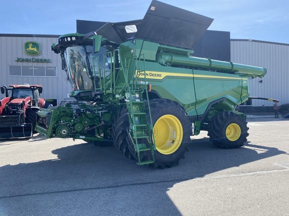 2023 John Deere X9 1000