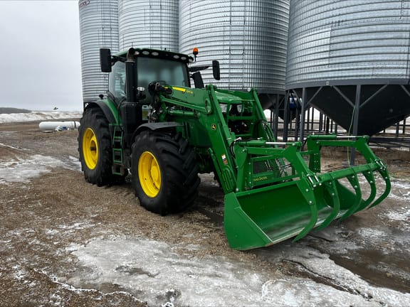 2025 John Deere 6R 250