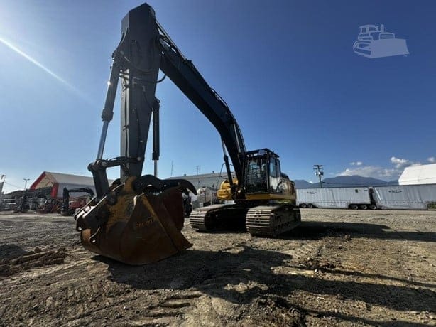 2022 DEERE 350G LC