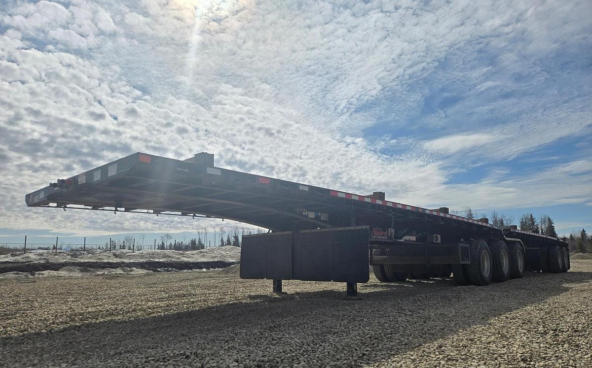 2020 Doepker Super B Hiboy Trailer