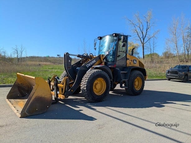 2021 DEERE 344L