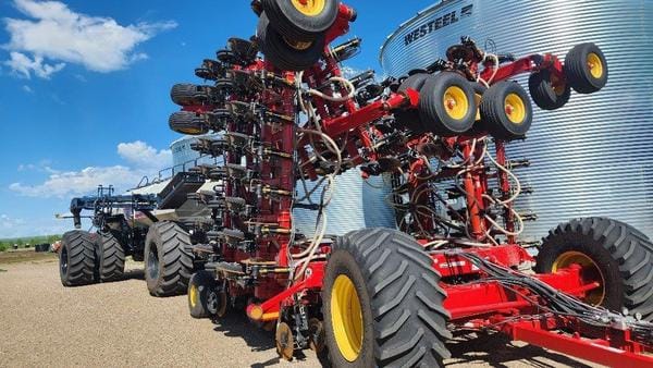 2021 Bourgault 3720-60